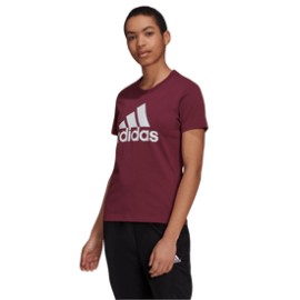 New Playera LOUNGEWEAR Essentials Logo